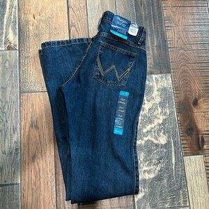 NWT Women’s Wrangler Cash Jeans Mid-Rise 27/3x36